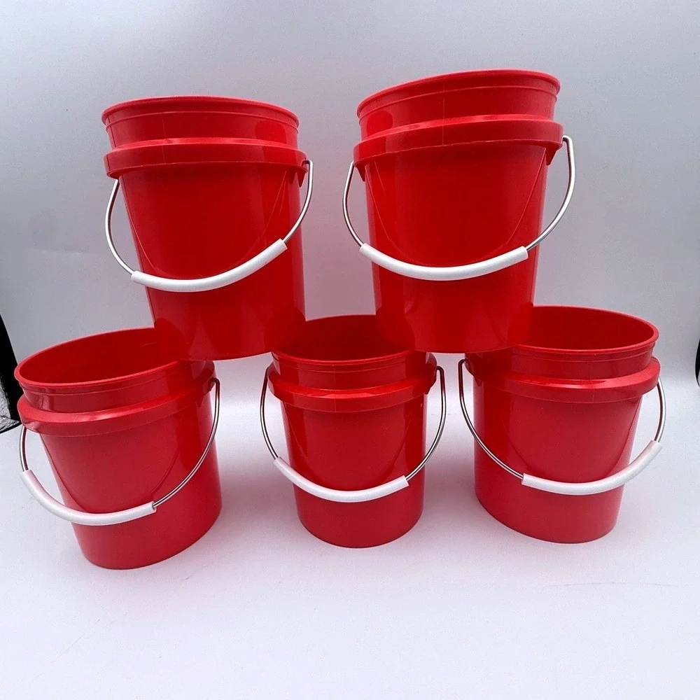 Buc-ee's Bucket Set of 5‎ Red Plastic Beaver Logo 4 Inch Tall